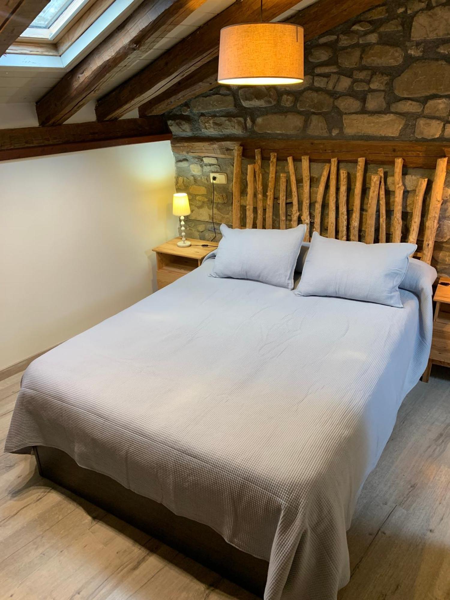 Argonz Etxea Hotel Urzainqui ภายนอก รูปภาพ